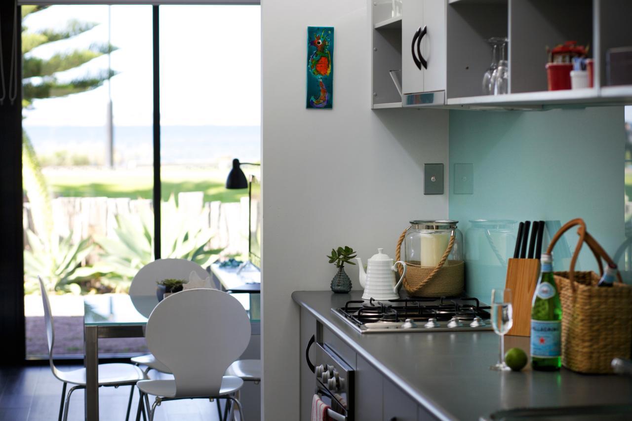 Esperance Island View Apartments Bagian luar foto